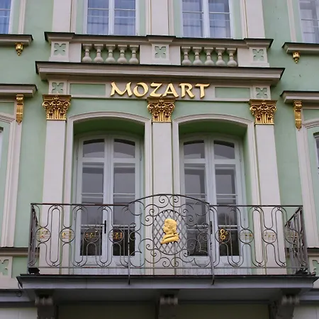 Ea Mozart Отель Карловы Вары