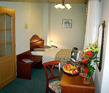 Hotel Ea Mozart 3*