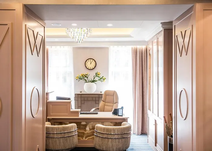 Ea Mozart Hotel 3*
